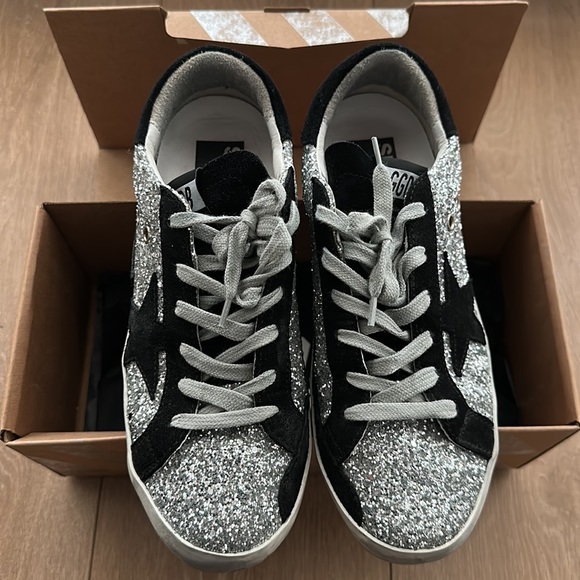 Golden Goose Sneakers - Picture 4 of 10